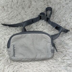 lululemon Mini Belt Bag- Vapor/ Rhino Grey